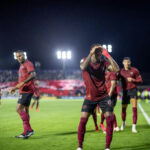 Bragantino derrota Cruzeiro por 4 a 2 e interrompe ascensão mineira no Brasileirão