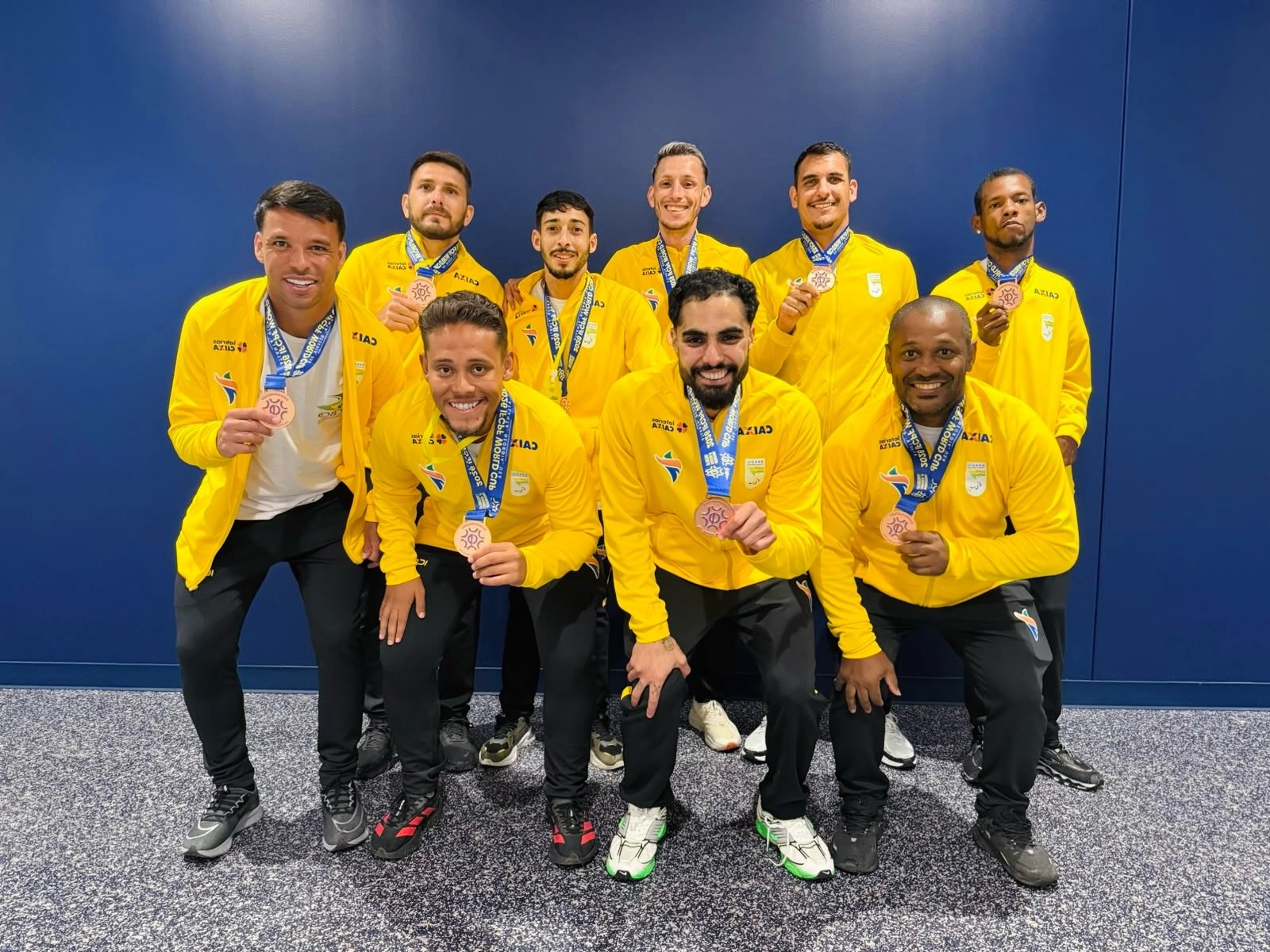 Brasil conquista a medalha de bronze na Copa do Mundo de Futebol PC
