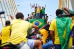 Campanha de flávio reduz atos de rua e foca em debate decisivo