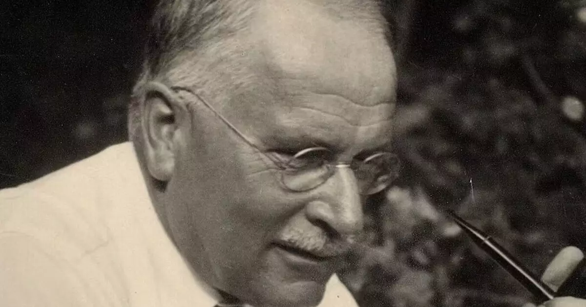 Carl Jung e a reflexão sobre o processo implacável do envelhecimento humano