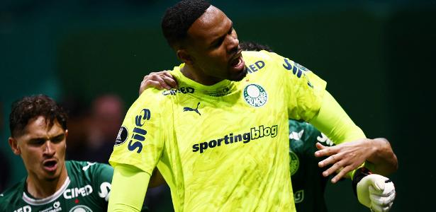 Carlos Miguel brilha nos pênaltis e classifica o Palmeiras para a final