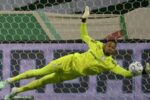 Carlos Miguel brilha nos pênaltis e garante vaga do Palmeiras na final