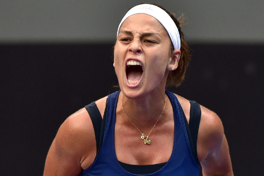 Carolina Meligeni avança na Bulgária enquanto Laura Pigossi é superada na Espanha