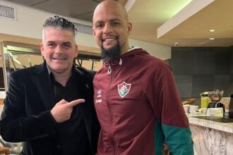 Casagrande questiona ex-jogadores sobre compra de diplomas falsos oferecidos por Mancuso