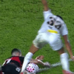 CBF revela áudio do VAR sobre expulsão de Jorginho em Santos e Flamengo