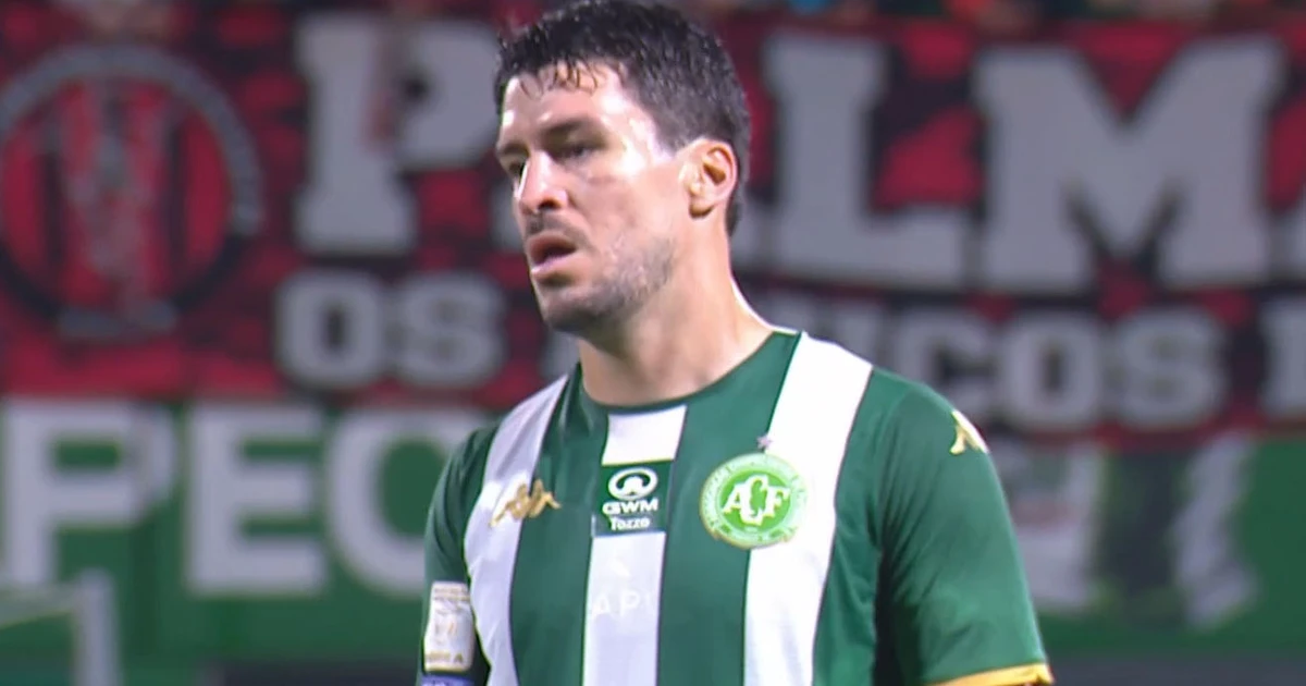 Chapecoense perde Marcinho para confronto decisivo contra o Botafogo