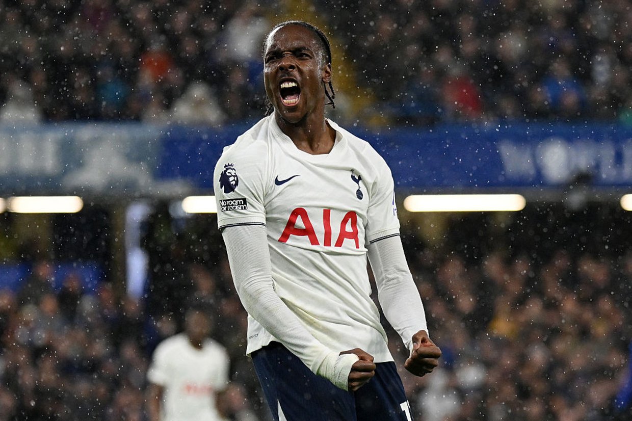 Chelsea sucumbe no segundo tempo e perde o clássico para o Tottenham