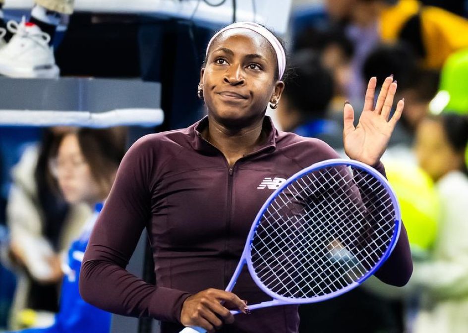 Coco Gauff exalta longevidade de Novak Djokovic e analisa desafios contra novas tenistas