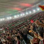 Conmebol aplica multa ao Fluminense após uso de sinalizadores pela torcida
