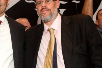 Conselheiros do Vasco votam contra a venda da SAF para Almirante Participações