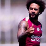 Corinthians avalia postura de Memphis Depay como apática em meio à crise
