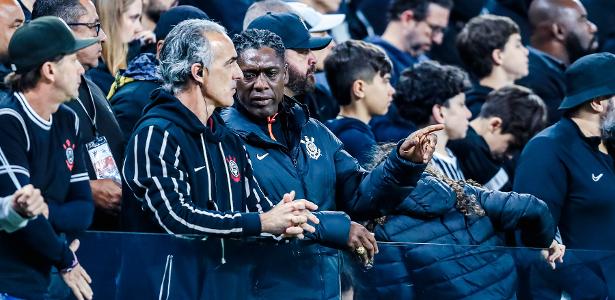 Corinthians empata com o vitória e aumenta drama na luta contra o rebaixamento