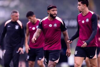 Corinthians liga alerta com lesões de Memphis e Gabriel Paulista