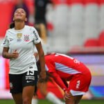 Corinthians supera o Santa Fe de virada e avança à final da Libertadores Feminina