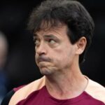 Corinthians vive pressão máxima e futuro de Fernando Diniz depende de resultado contra o Inter