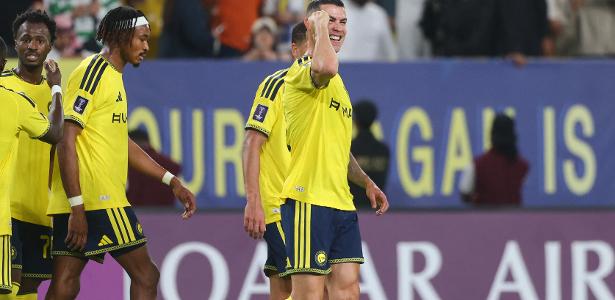 Cristiano Ronaldo marca na Champions League e se aproxima da marca de mil gols