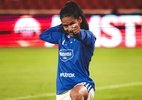 Cruzeiro supera o Olimpia e decide título continental contra o Corinthians