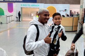 Cuiabano reencontra torcedor mirim em duelo entre Botafogo e Vasco no Nilton Santos