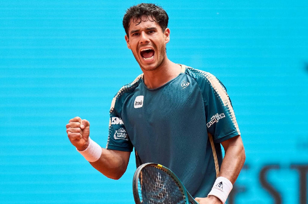 Daniel Vallejo domina Rafael Jódar e avança no ATP 500 de Tóquio