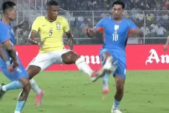 Danilo participa de vitória da Seleção Brasileira em amistoso contra a Índia