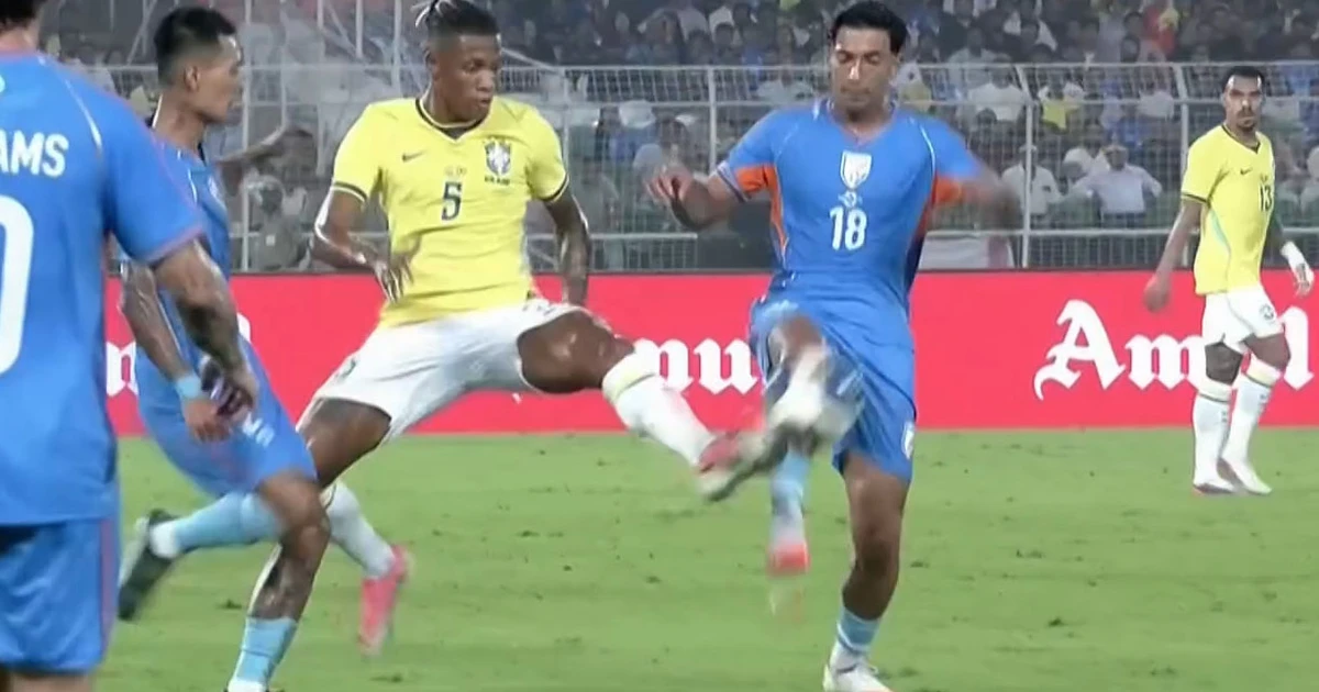 Danilo participa de vitória da Seleção Brasileira em amistoso contra a Índia