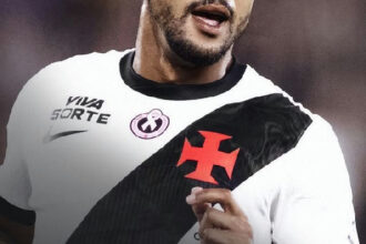 David comemora aniversário e recebe felicitações oficiais do clube