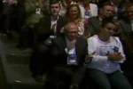 Debate eleitoral ganha repercussão com presença da mãe de Ana Clara