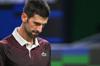 Derrota de Djokovic em Xangai complica busca por vaga no ATP Finals