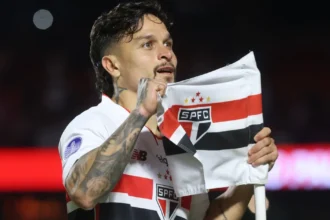 Diretoria do São Paulo descarta negociação envolvendo troca de atletas