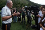 Dirigentes acompanham atividade do Botafogo no ct Lonier e evitam pronunciamentos