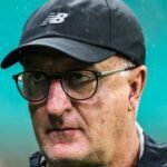 Dorival Júnior aponta falhas de atenção após revés do São Paulo