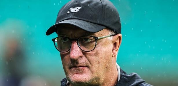Dorival Júnior aponta falhas de atenção após revés do São Paulo