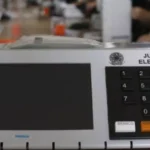 Eleitores retornam aos locais de votação para o segundo turno