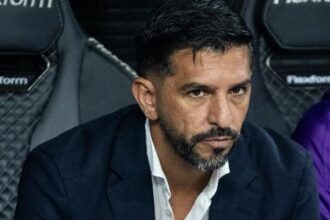 Emiliano Díaz detalha recusa ao Corinthians e cita lealdade ao pai