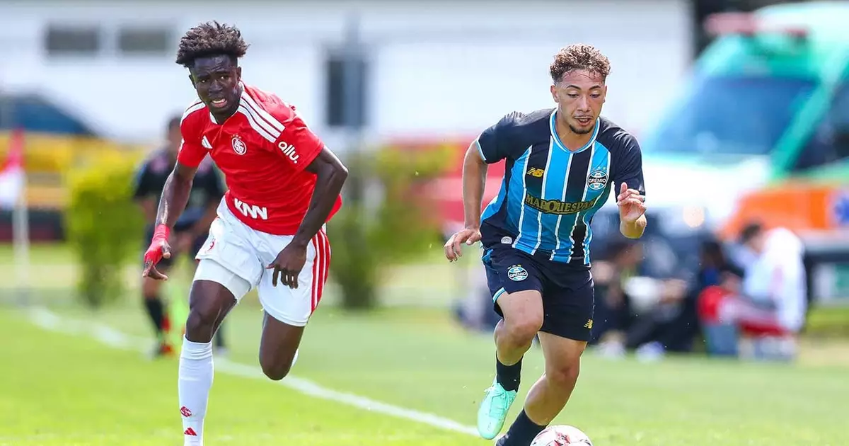 Erro em transmissão de Gre-nal sub-20 coloca celebridades na arbitragem