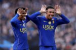 Estêvão brilha como titular e Chelsea derrota Manchester United