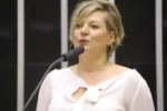 Ex-deputada Joice Hasselmann apoia Lula e expõe bastidores do clã Bolsonaro