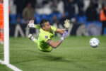 Fábio, goleiro do Fluminense, estabelece novo recorde de jogos na história da Libertadores