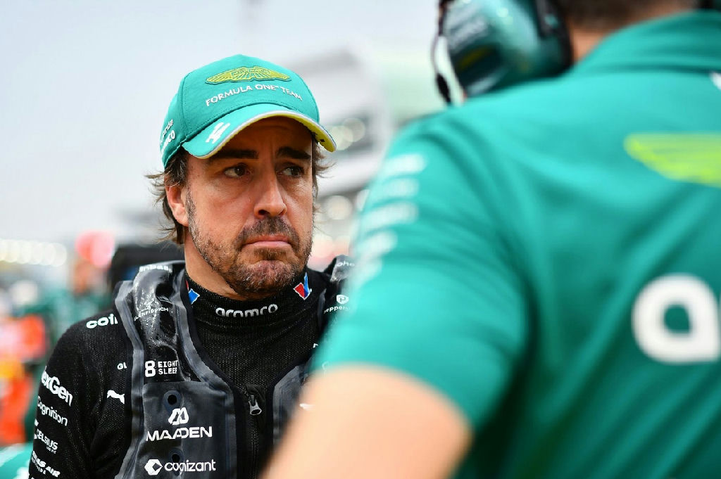 Fernando Alonso critica influência das equipes de ponta no futuro da Fórmula 1