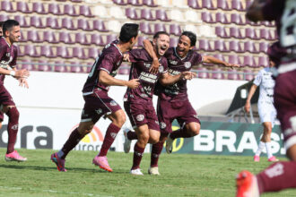 Ferroviária supera Inter de Limeira e garante retorno à Série B do Campeonato Brasileiro