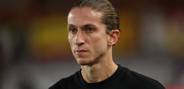 Filipe luís sofre primeiro revés oficial e monaco perde a liderança na frança
