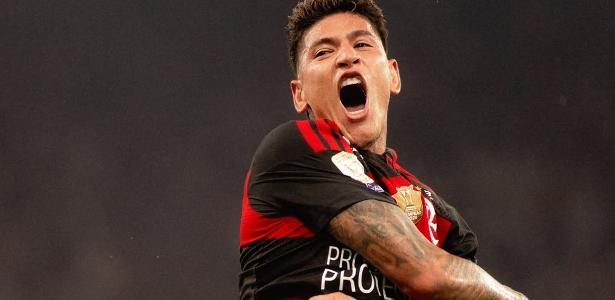Flamengo amplia vantagem sobre Palmeiras e lidera projeções de título no Brasileirão