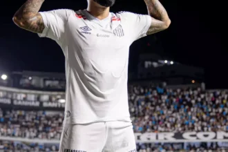 Flamengo define nova estratégia para elenco e Gabigol não integra planos futuros