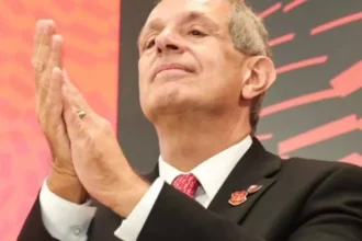 Flamengo e Palmeiras agitam o mercado e monitoram novos goleiros