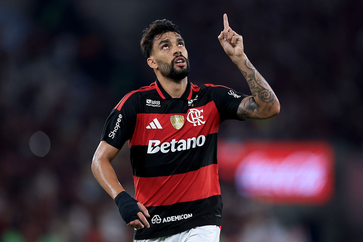 Flamengo projeta ano sem grandes contratações após déficit e gastos