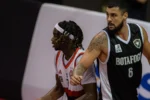 Flamengo vence o Botafogo por 81 a 71 na abertura do NBB no Tijuca