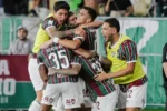 Fluminense retorna ao G4 do Brasileirão após vitória do Grêmio sobre o Athletico-PR