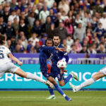 França e Itália empatam em duelo equilibrado no Stade de France