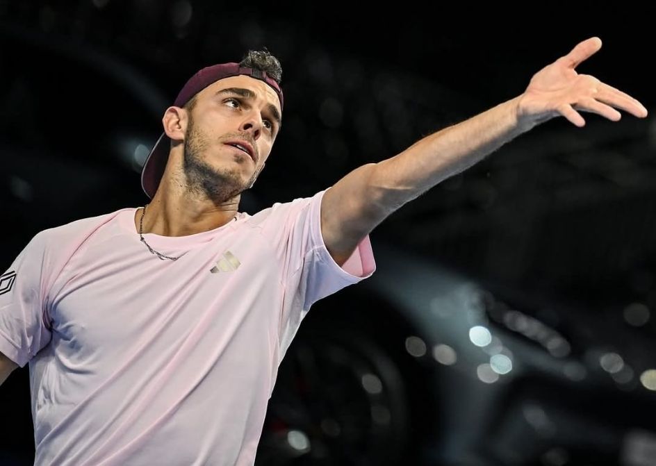 Francisco cerúndolo vence e avança às quartas no circuito