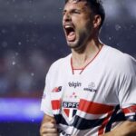 Futebol - São Paulo e Vasco medem forças no Morumbis pelo campeonato